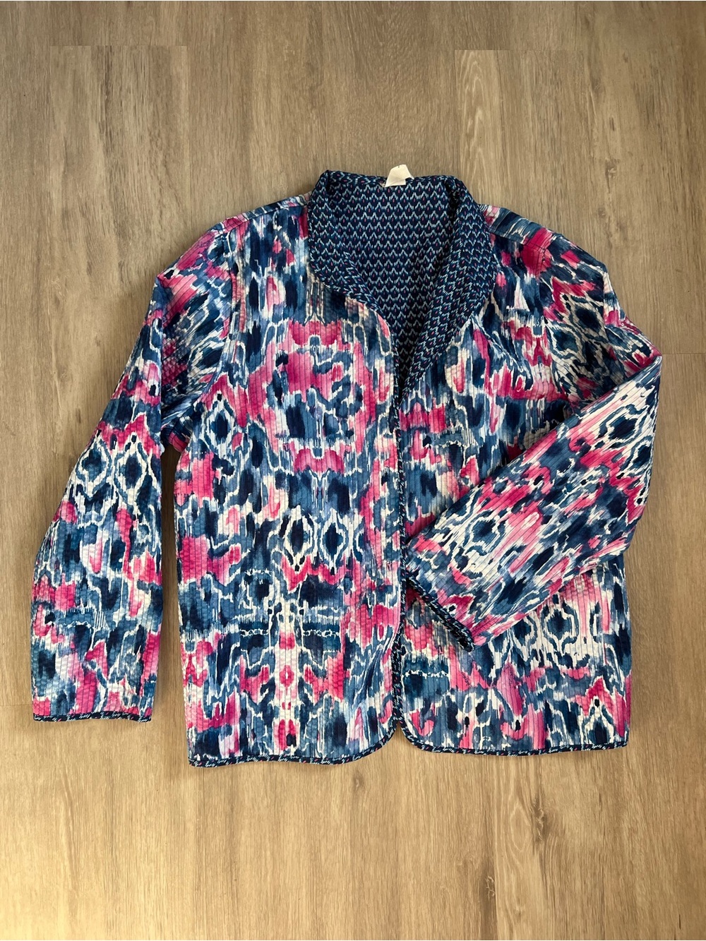 Alfred Dunner Blue & Pink Abstract Ikat Pattern Light Quilted Open Jacket 18
